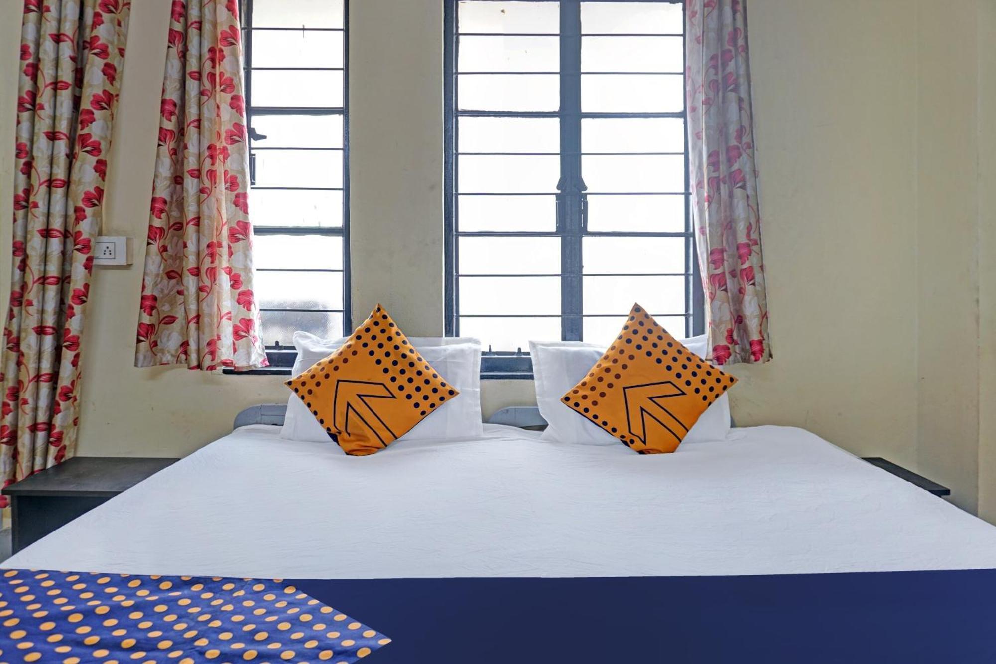 Spot On Hotel Prakash Residency, Near Hanuman Gym Ajmera Colony, Pimpri Kültér fotó