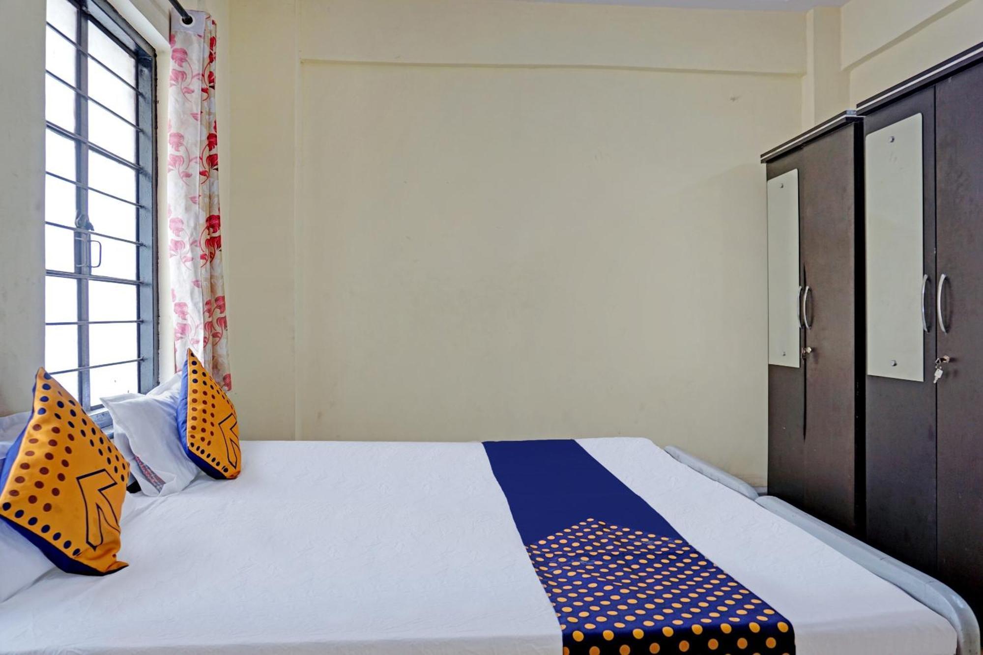 Spot On Hotel Prakash Residency, Near Hanuman Gym Ajmera Colony, Pimpri Kültér fotó
