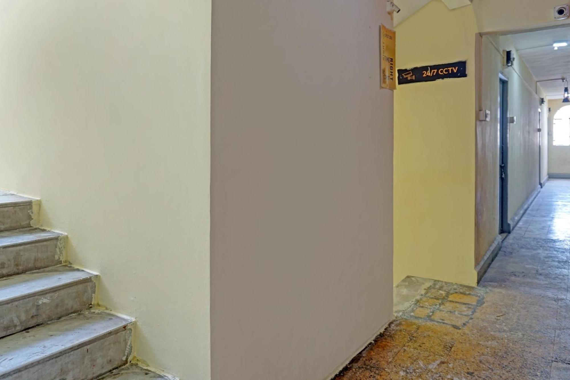 Spot On Hotel Prakash Residency, Near Hanuman Gym Ajmera Colony, Pimpri Kültér fotó